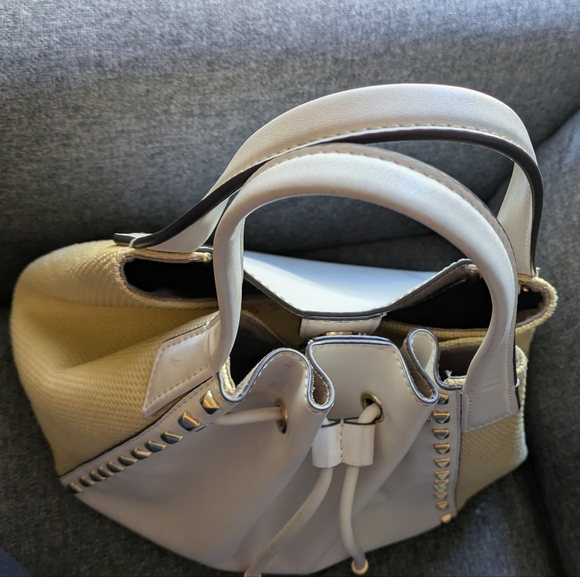 Michael Kors Phoebe Large Two Tone Drawstring Handbag Bag. - Picture 13 of 16